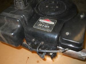 Briggs Stratton 8HP Vertical Shaft Engine Complete With Electrc