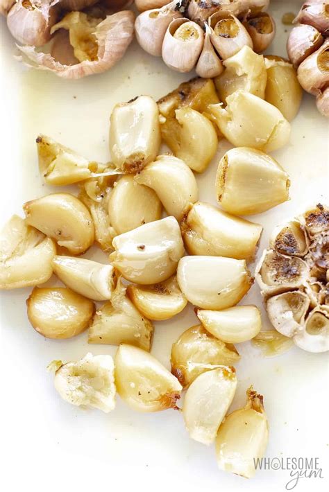 Roasted Garlic Recipe How To Roast Garlic Wholesome Yum