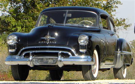 1949 Oldsmobile Rocket 88 Volo Auto Museum