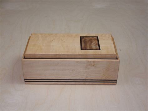 Birds Eye Maple Box With Wenge And Walnut Inlayed Top Etsy Uk