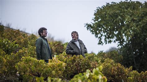 Descendientes de J Palacios primera bodega española en obtener el