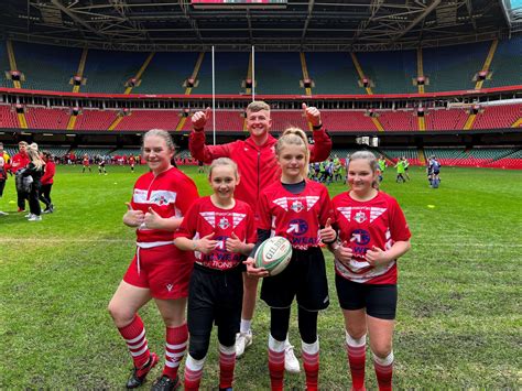 Meet Cwmbran High School's first girls' rugby team - Cwmbranlife