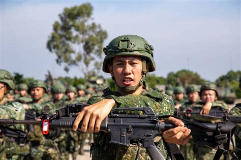 軍情看板》陸戰、機步對抗 「長青操演」1021起會戰中台灣 自由軍武頻道