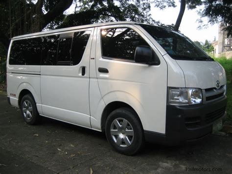 Second hand toyota hiace commuter in philippines