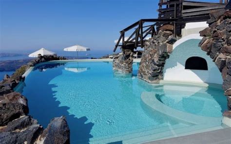 30 Best Hotels in Imerovigli, Santorini - Where to Stay