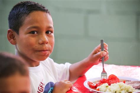 How Food Banks Address Child Hunger | The Global FoodBanking Network