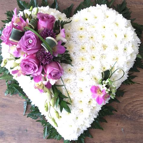 Funeral heart | Funeral flower arrangements, Funeral floral ...