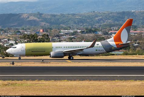 Gol Transportes Aereos Boeing Ng Max Pr Gtq Photo