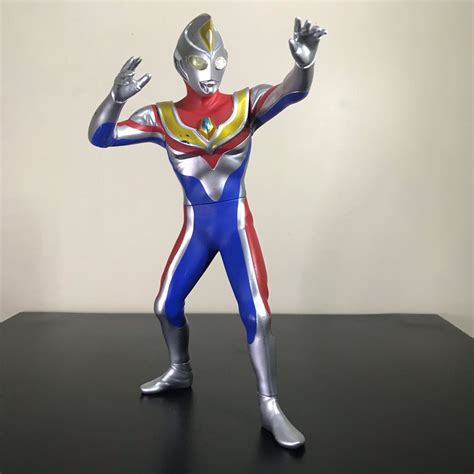 Ultraman Dyna Big Size Sofubi Figure Hobbies And Toys Collectibles