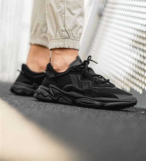 Кроссовки Adidas Ozweego Core Black - Grey Five купить в Краснодаре