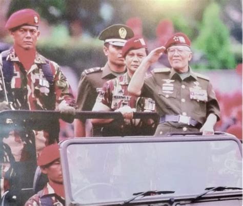 Sesama Baret Merah Prabowo Beri Penghormatan Terakhir Kepada Doni