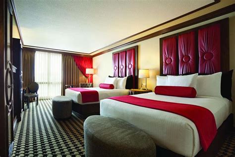 Smart Luxury Paris Las Vegas Hotel Review (2023), paris las vegas bathrooms