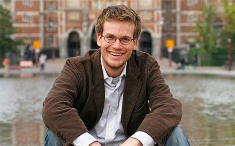 7 Citações Do Escritor John Green Autor Do Livro A Culpa é Das