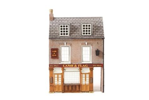 Bachmann Scenecraft N Gauge Low Relief Pub Ready Assembled