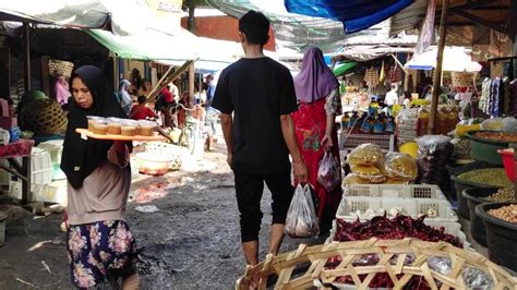 lombok indonesia  december  muddy street atmosphere