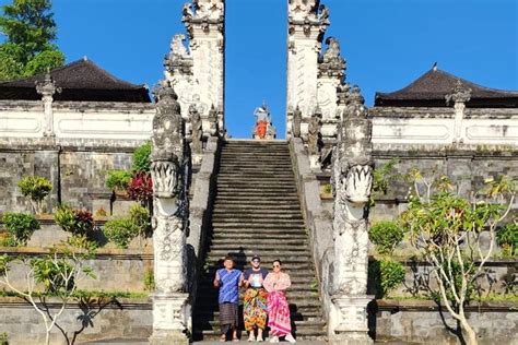 Lempuyang Temple Gate Heaven Tirta Gangga Private Guided Tour