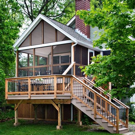 Screened Porch With Pressure Treated Deck Classique Terrasse En