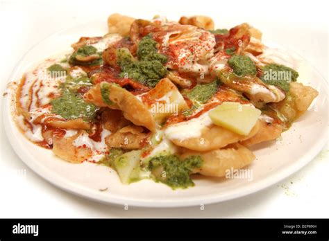 Papri chaat , North Indian food Stock Photo - Alamy