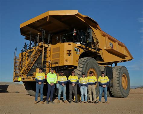 Tier Miners View Caterpillar S Electric Prototype Battery Truck