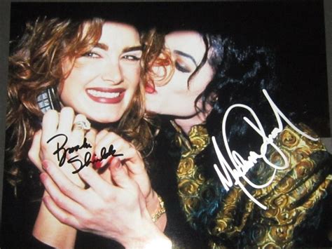 MICHAEL JACKSON BROOKE SHIELDS Top Collection Signed Photo w-Coa ...