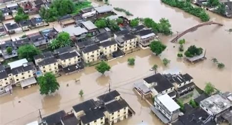 Fuertes Lluvias Dejan Al Menos Nueve Muertos E Inundaciones En R O De