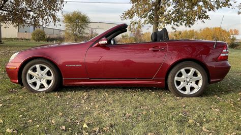 2001 Mercedes Benz Slk230 Convertible For Sale At Auction Mecum Auctions