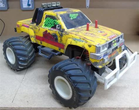 Kyosho Big Brute Vintage Rc Model Monster Truck 1987 Yellow Very Rare