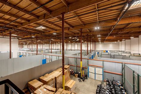 Small Warehouse Spaces For Rent In Tukwila Wa Readyspaces