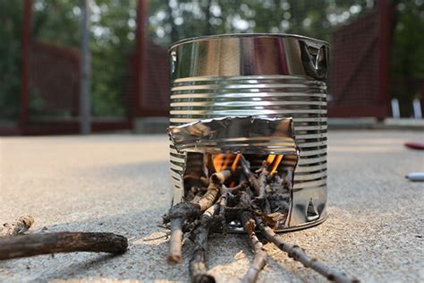 How to Make a Hobo Stove | The Art of Manliness