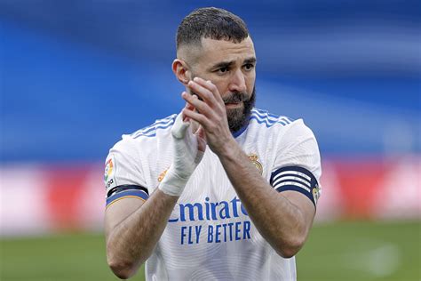 Real Madrid Karim Benzema Devrait Tre Disponible Contre Paris