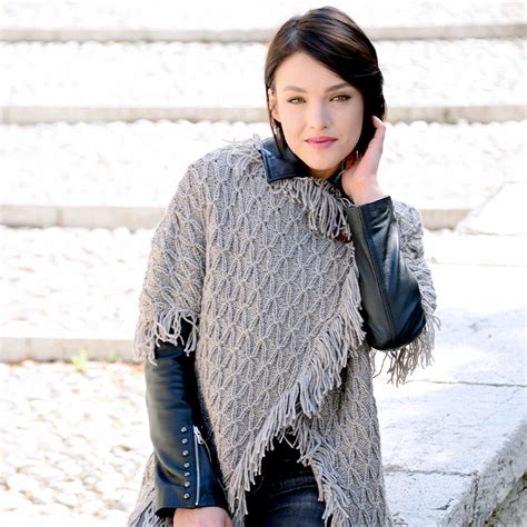 TUTORIAL MANTELLA FRANGE DONNA MERINO ARAN LANE MONDIAL