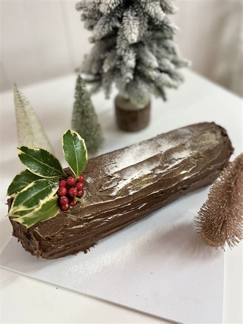 Christmas Yule Log Naked Bakes