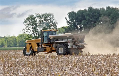 Choosing Effective Liming Materials - Alabama Cooperative Extension System