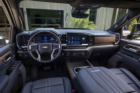 Chevrolet Updates Silverado Hd For 2024 My Vehicle Research Work Truck Online