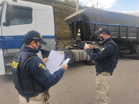 Prf Flagra Motoristas Que Descumpriram Tempo De Descanso Em Rodovias