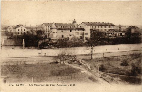 Lyon d autrefois on Twitter Lyon les Casernes du Fort Lamothe à Lyon