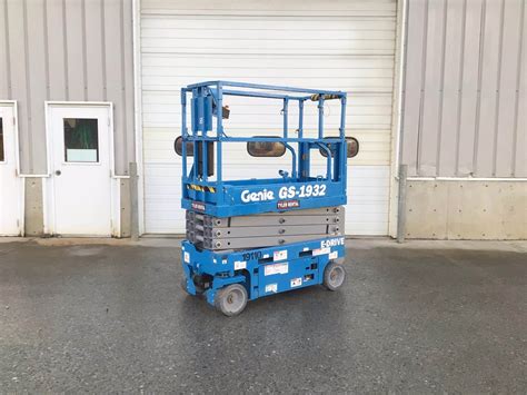 Genie Gs Scissor Lift Ft Working Height For Sale