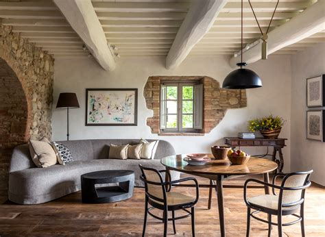 This Dreamy Tuscan Farmhouse Is the True Meaning of Rustic