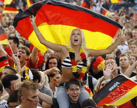 The Hottest German Girls Of Euro 2012 51 Pics