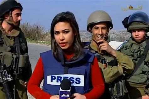 Israeli Soldiers Mock Palestinian Journalist During Live Broadcast Journalist Israeli