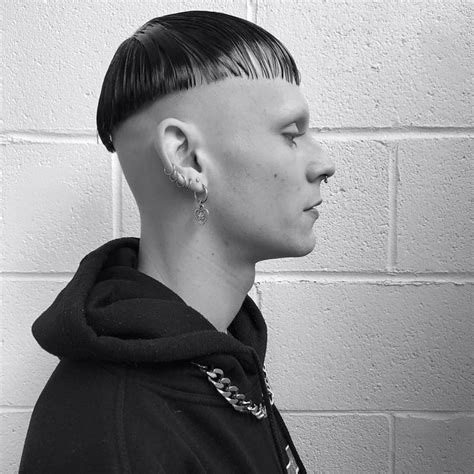 mushroom cut for men