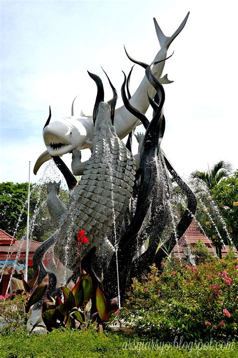 Tugu Sura Dan Buaya Landmark Paling Top Surabaya