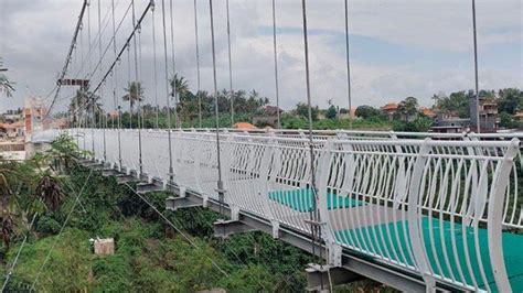 199 Mtr Glass Bridge Opens In Blahbatuh Bali Discovery