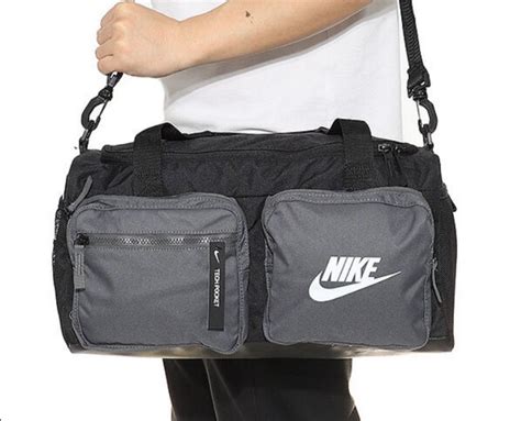 NIKE DUFFEL BAG, Men's Fashion, Bags, Backpacks on Carousell