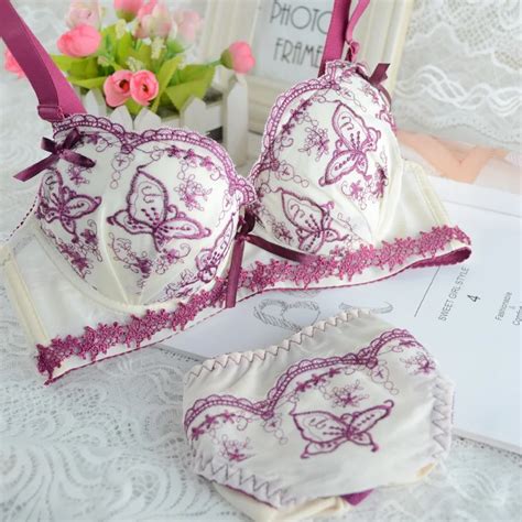 Sexy Women Crochet Flora Lace Bra Set Push Up Underwear Bra And Panty