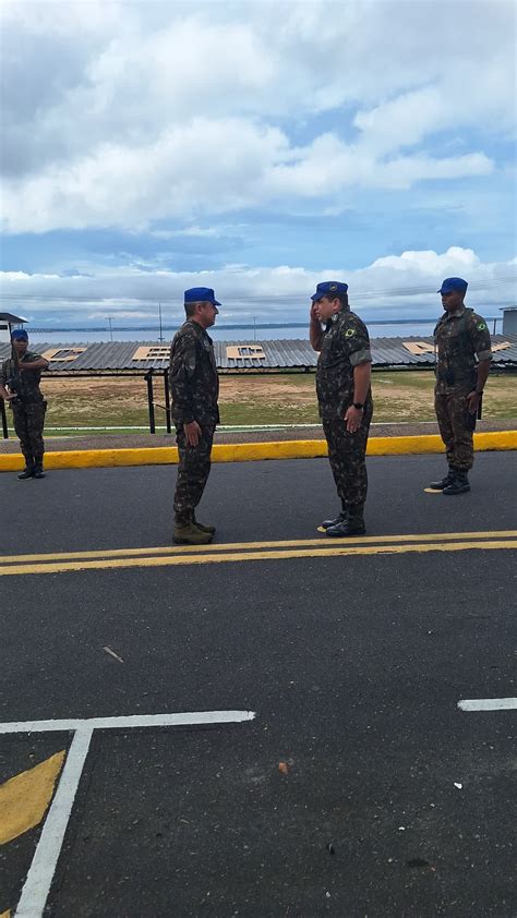 Visita Do Comandante Da Regi O Militar Ao Centro De Embar Es Do