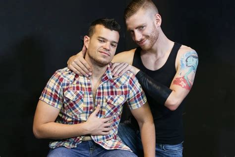 Vídeos porno de Maduro gay mamada gratis Películas sexo xHamster