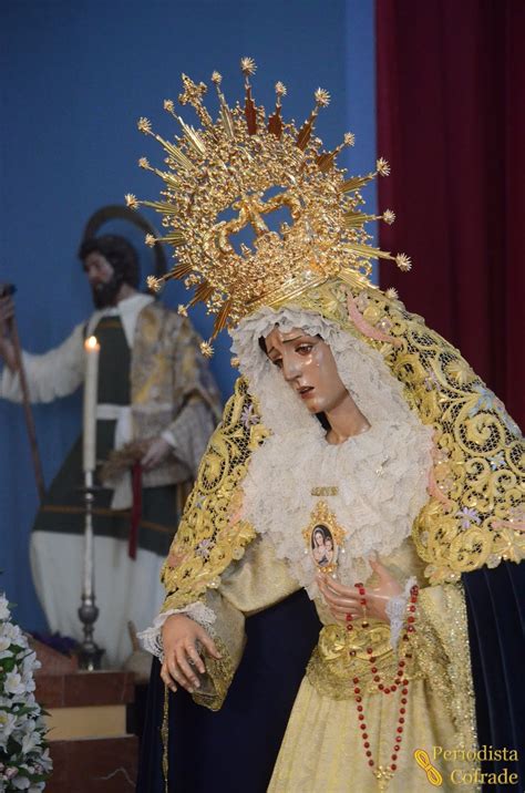 Periodista Cofrade La Virgen Del Amor De Pino Montano Estren Corona