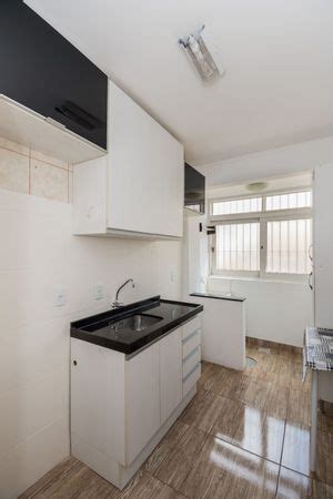 Apartamento Dorm De M Venda Rua General Portinho Centro