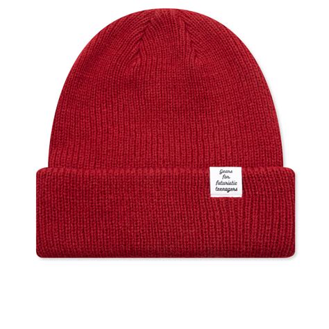 Classic Beanie - Red – Feature